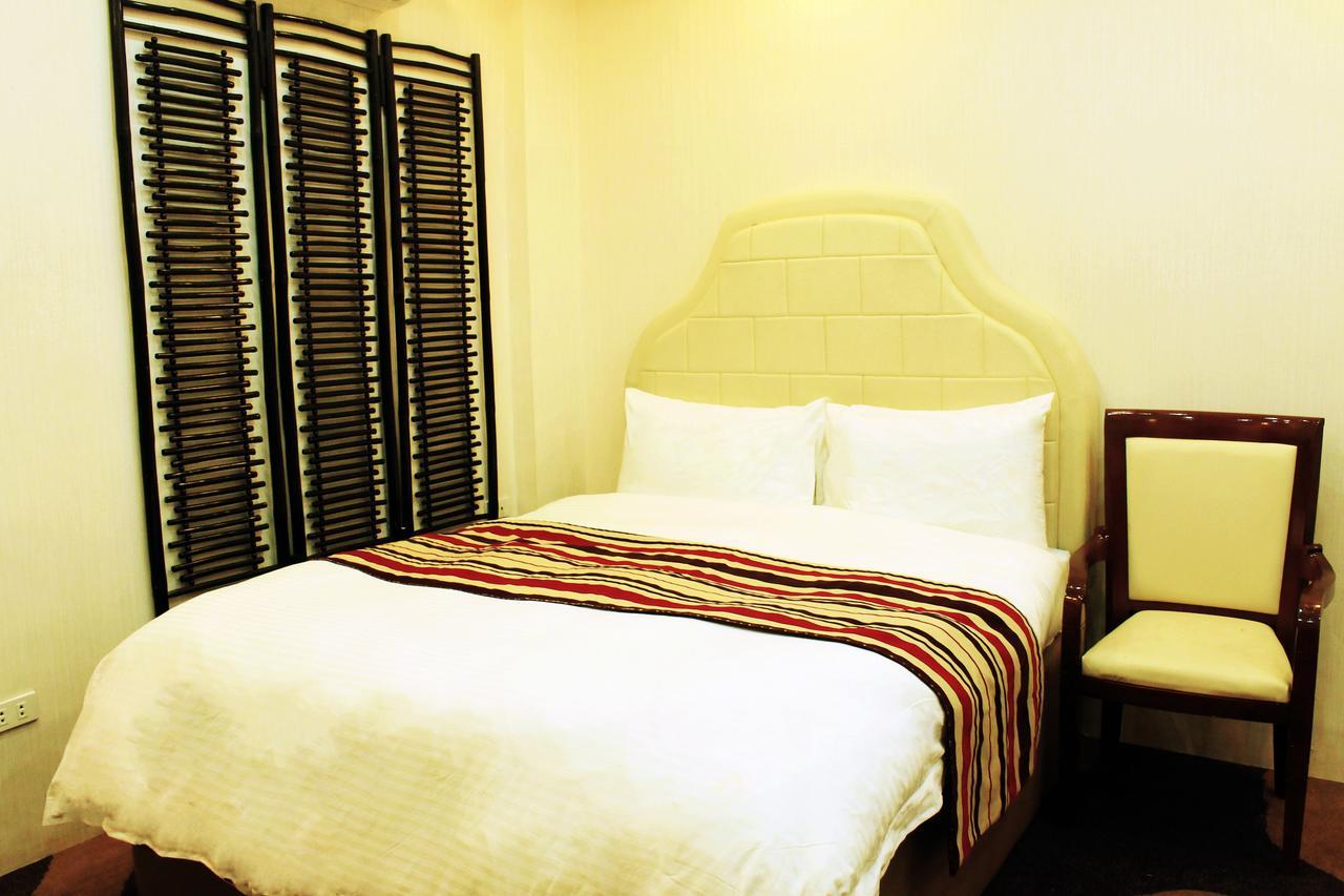 Belgian Suites Manila Esterno foto