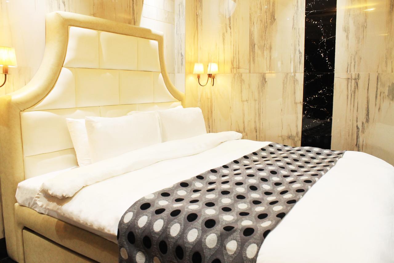 Belgian Suites Manila Esterno foto